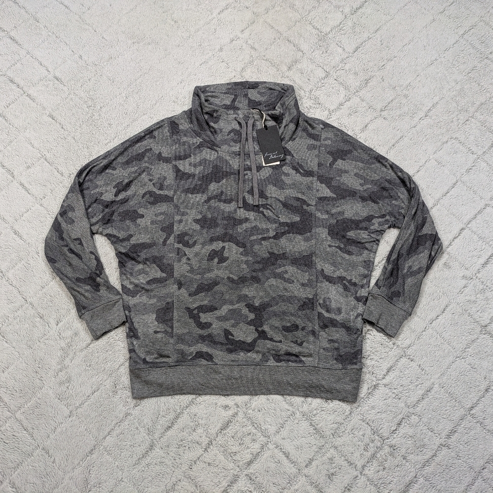 Jane and Delancey Sweatshirt Women's S Gray Camo Pullover Cowl Neck Slouchy